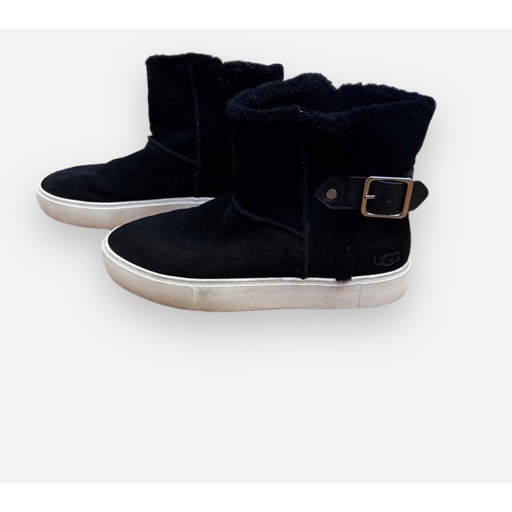 UGG Aika Black Suede Buckle Ankle Boots Shearling Lined Sneaker Sole Sz 8.5